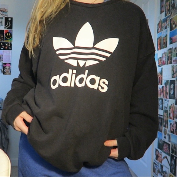 adidas Sweaters - ADIDAS ‘OVERSIZED’ LARGE BLACK CREWNECK